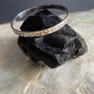 Vintage Taxco 925 Sterling Silver Seahorse Sun Starfish Bangle Bracelet 19gram